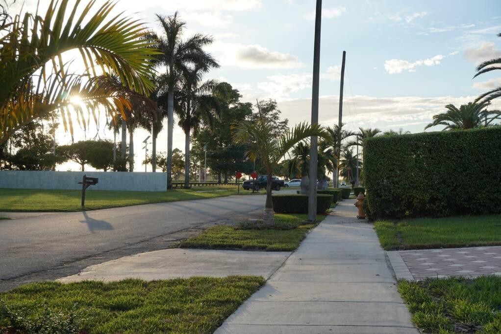New Luxury Vacation Dream Rental- Sleeps 15! Miami Luaran gambar