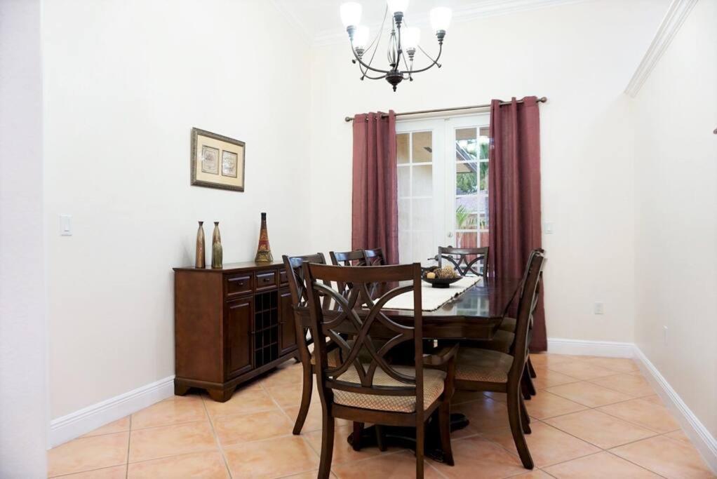 New Luxury Vacation Dream Rental- Sleeps 15! Miami Luaran gambar