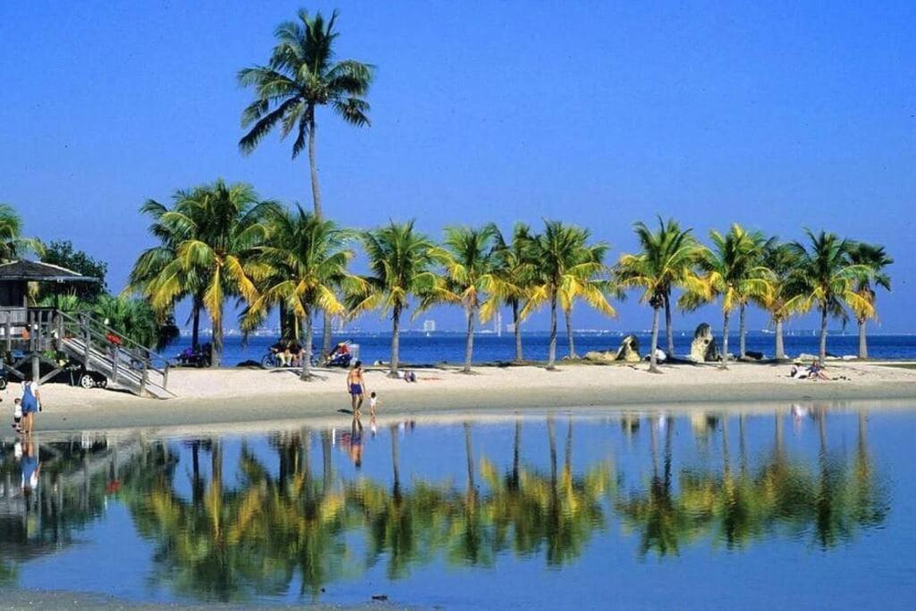 New Luxury Vacation Dream Rental- Sleeps 15! Miami Luaran gambar